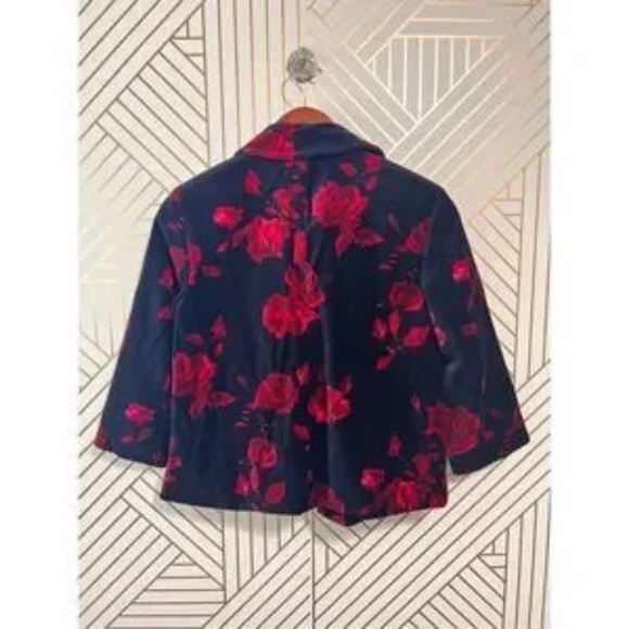 Stylish Women's Clothing Bundle – Talbots Floral Blazer, August Silk Red Knit - Picture 4 of 14